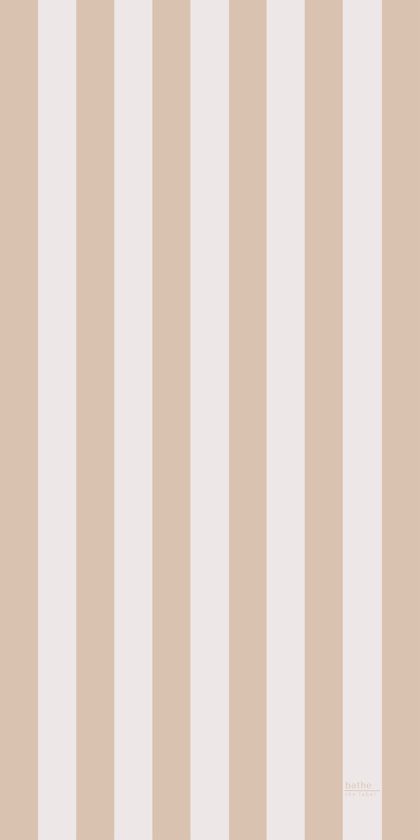 Sand-free beach towel in Sand Beige Cream colour, made from recycled materials for eco-conscious beachgoers. Our minimalist design towels are quick-dry, ultra-absorbent, lightweight and compact, and come in a convenient neoprene water resistant pouch for easy transport or storing your sunnies, keys etc. while enjoying the outdoors. Sizes available, Kids, Regular and XL Share Towel